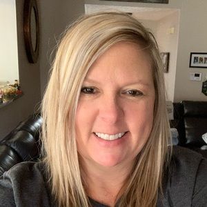 Meet your Posher, Teresa